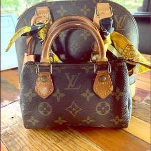 ❤️Sold❤️Authentic Louis Vuitton mini speedy/SOLD